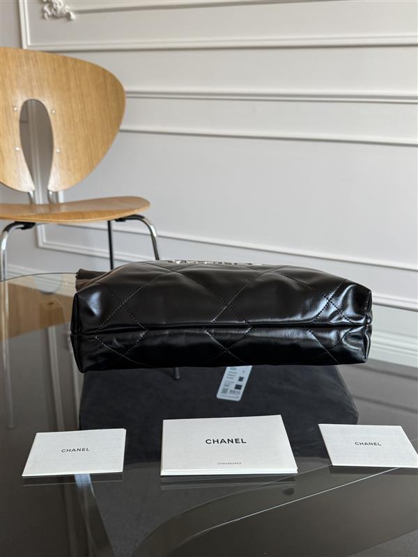 2026127215210399 600